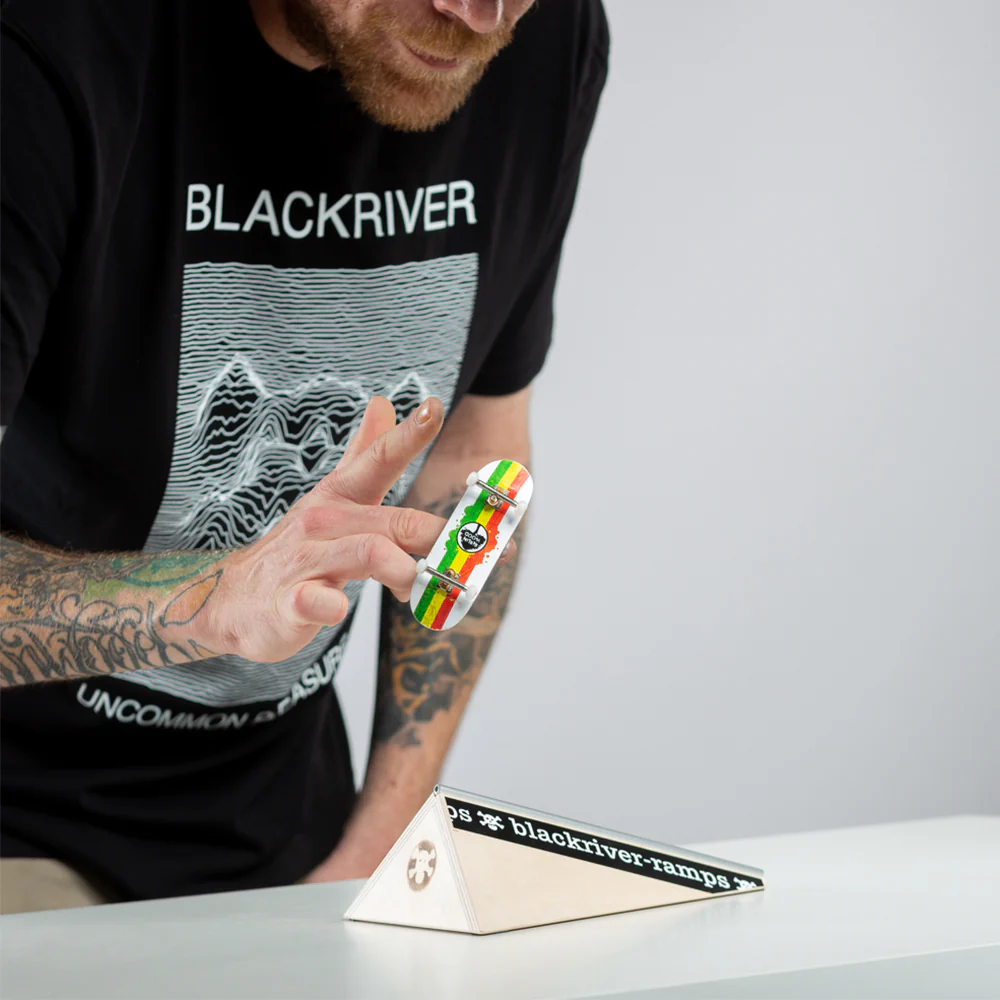 Blackriver Fingerboard Ramps - Polebank w/ Diamond Coping - Image 3
