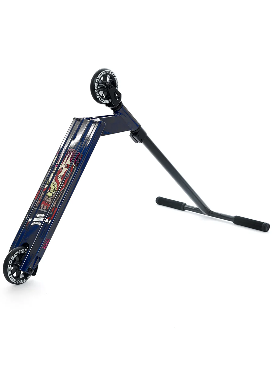 District Titus Pro Scooter - Image 8
