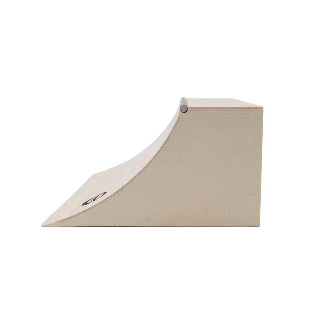 Dynamic Fingerboard Ramp - Quarterpipe - Image 2