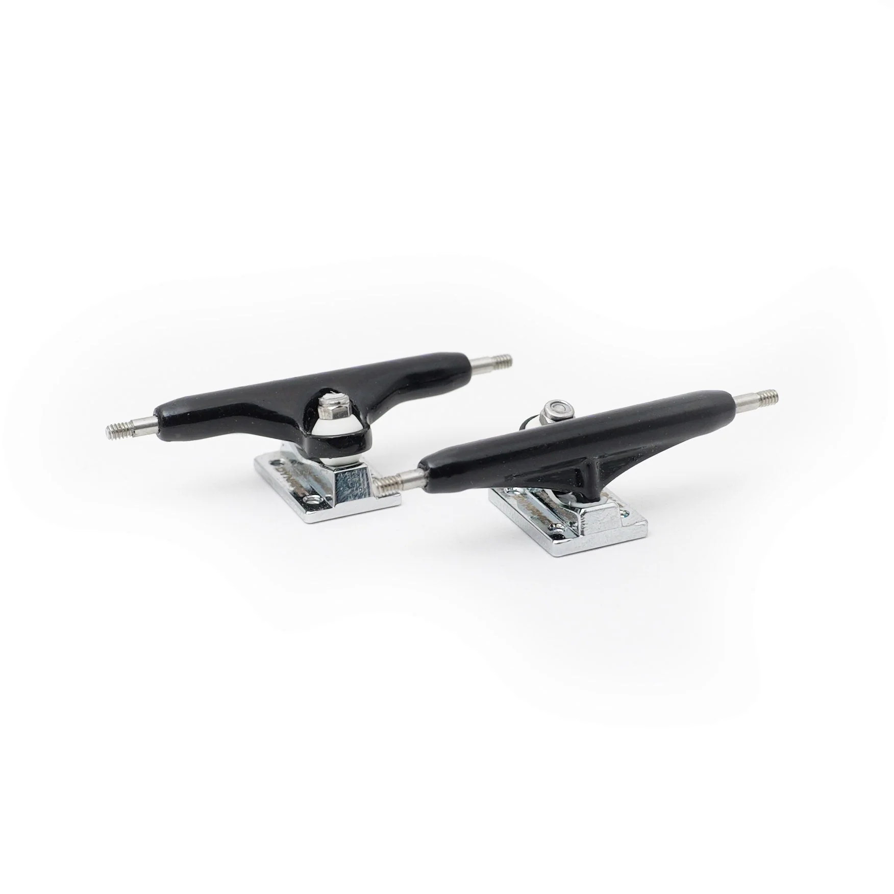 Dynamic Fingerboard Special Edition V2 Trucks - 34mm - Image 7
