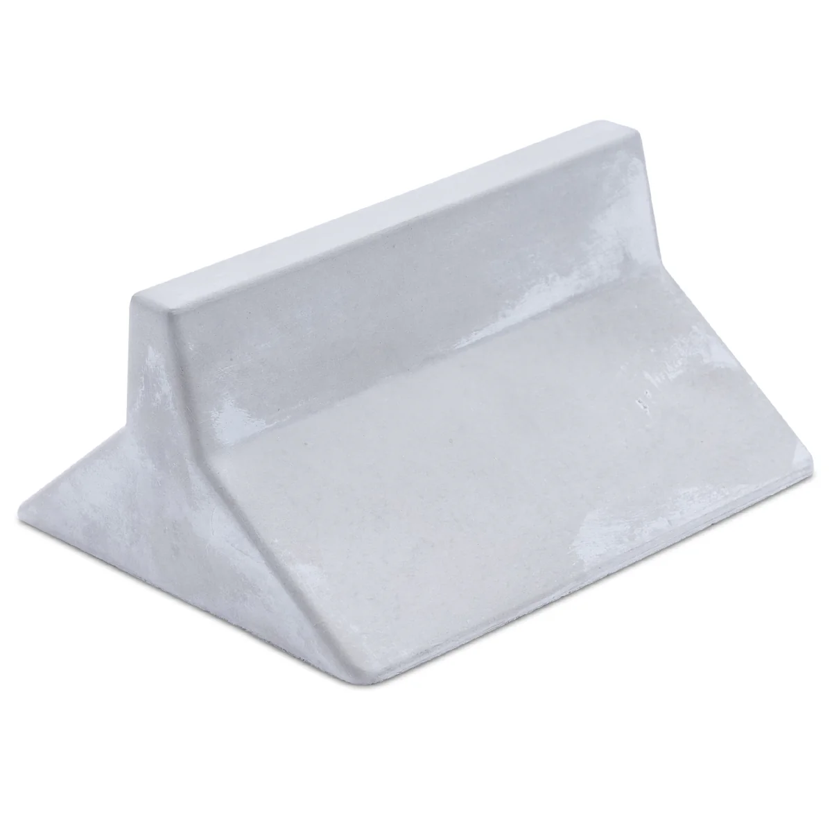GGC Fingerboard Ramp - Basic Series Concrete Barrier III - Image 2