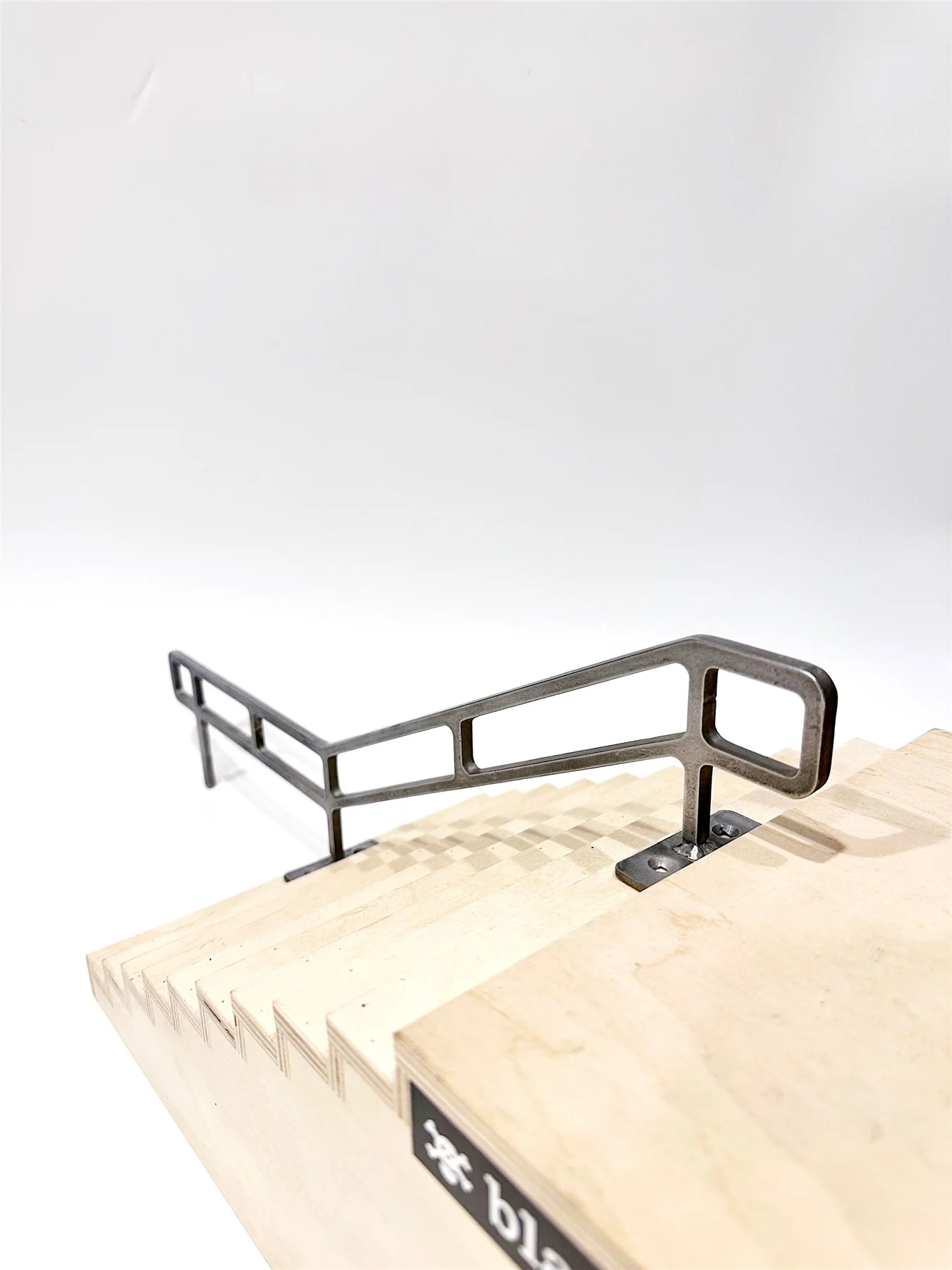 Grind Right Fingerboard Rail - Square 10 Stair Long Donger