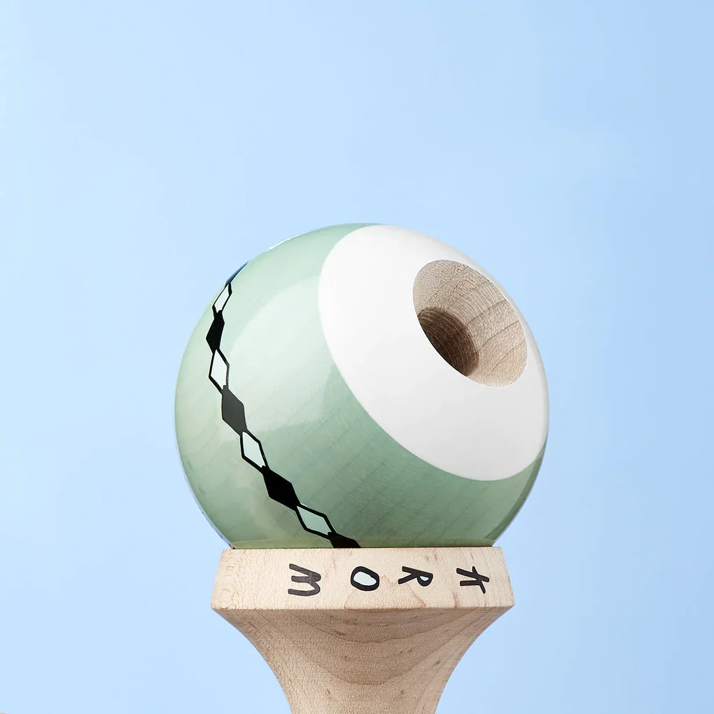 Krom Yua Signature Kendama - Image 7