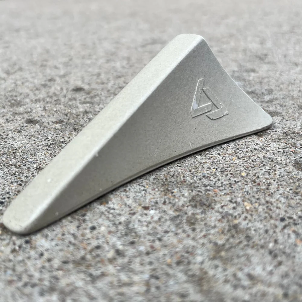 Level Ledges Fingerboard Ramp - Pole Jam
