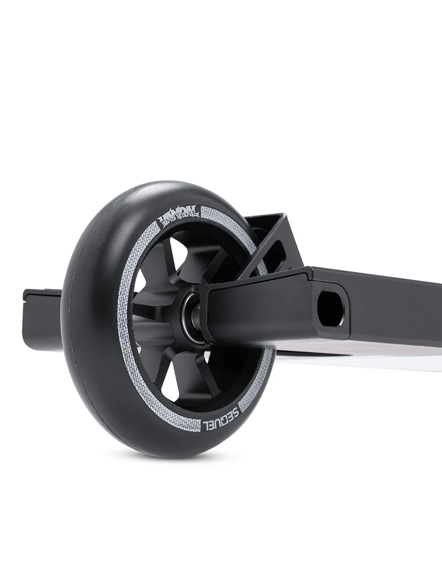 Sequel Vandal Pro Scooter - Image 7