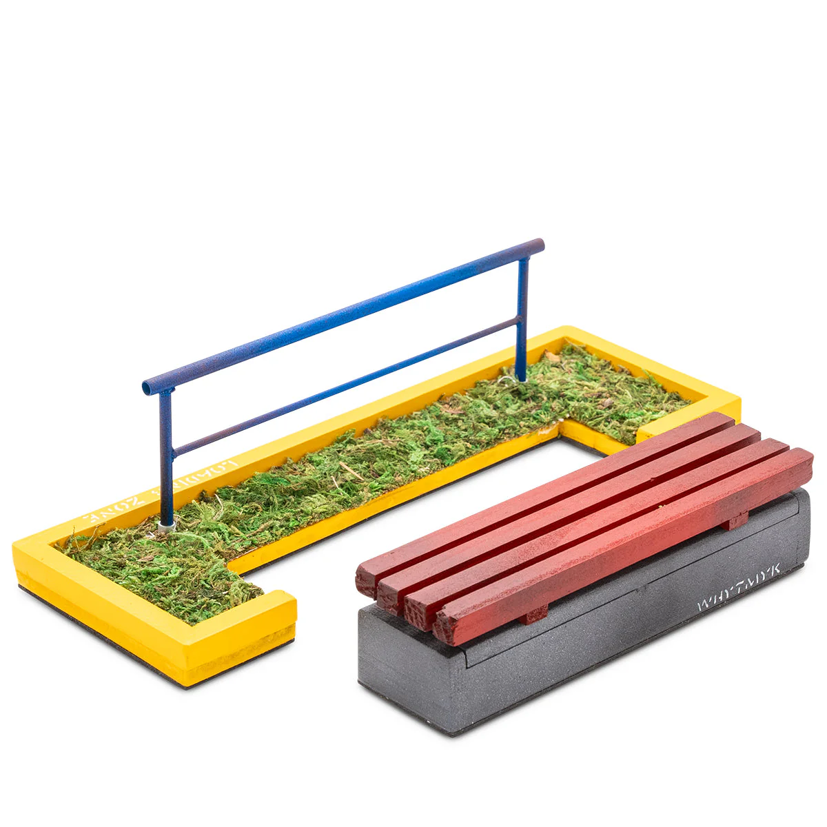 WhytMykConcrete Fingerboard Ramp - Bench Spot with Rail - Image 4