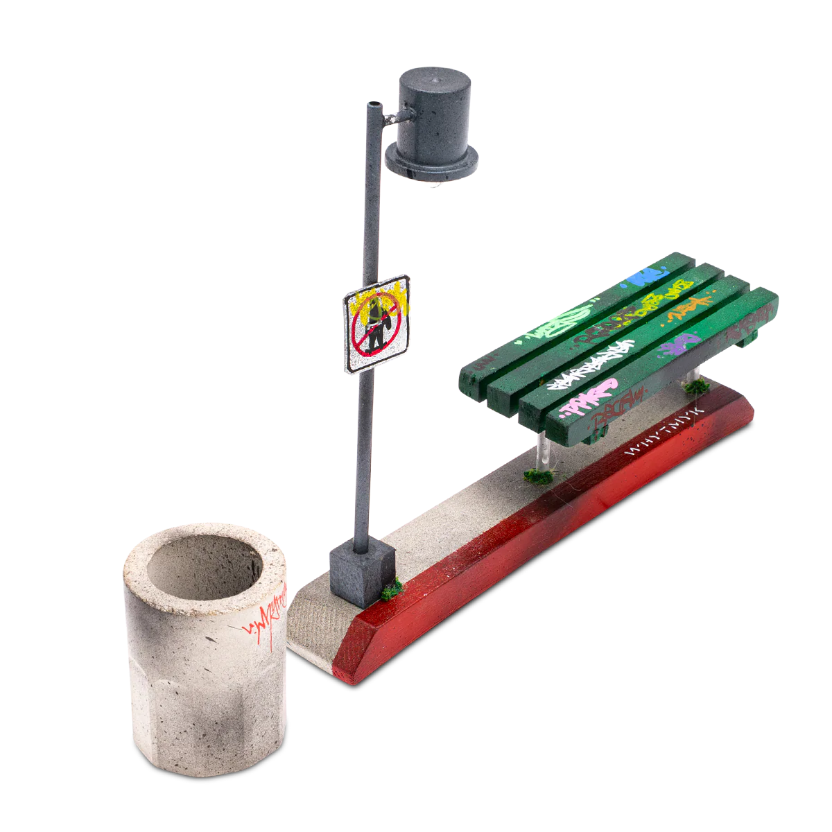 WhytMykConcrete Fingerboard Ramp - Bus Spot w/ Street Light and Trash Can