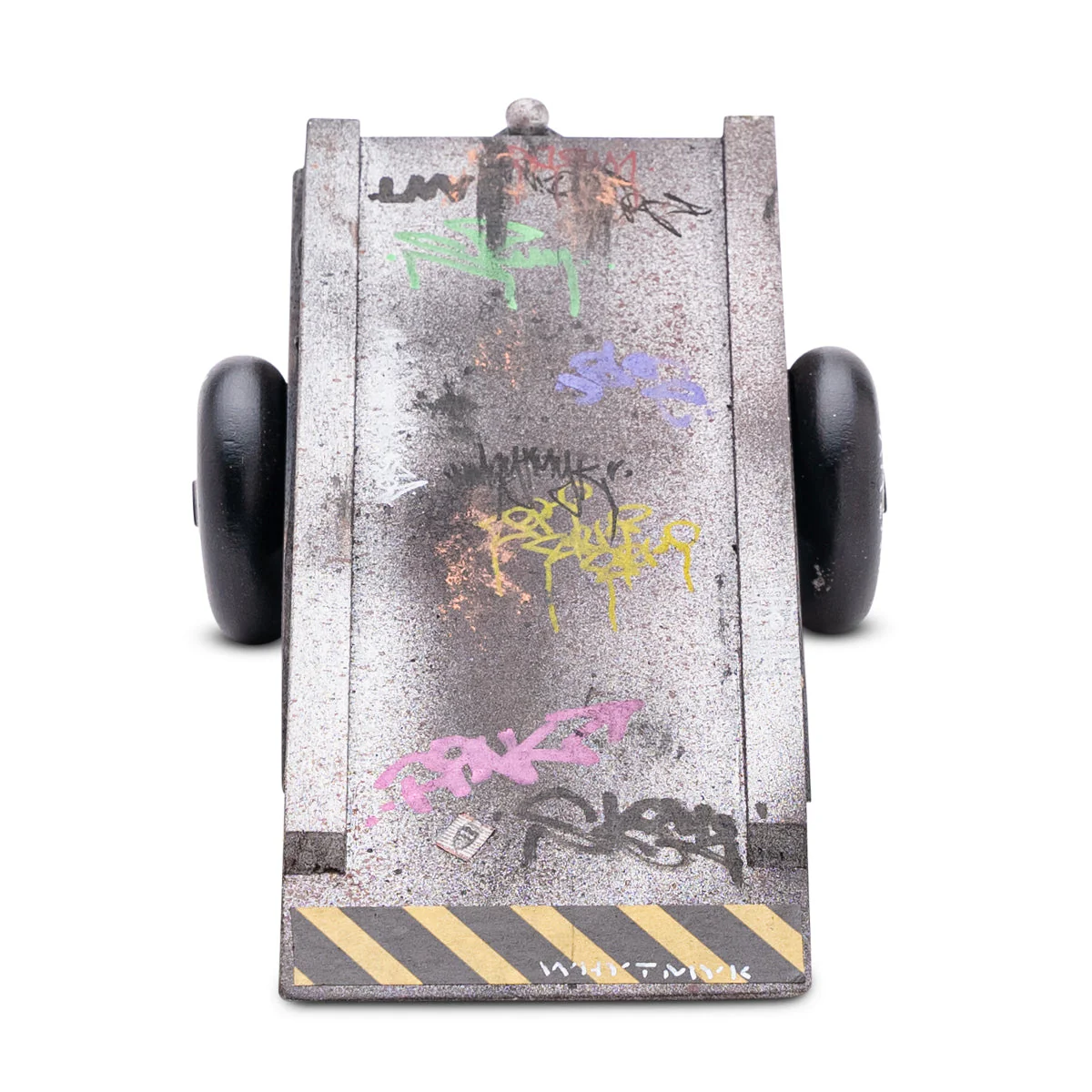 WhytMykConcrete Fingerboard Ramp - Trailer Kicker - Image 3